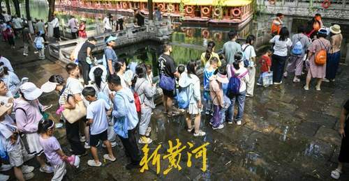 7月25日涌动泉城游泉打卡挑战赛开启 千余市民持护照寻访30处名泉集章玩得尽兴