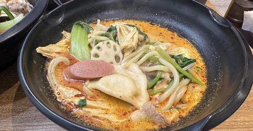 白领吃麻辣烫变纠结:从捡漏吃到选豪品,满满体验感藏着消费变迁