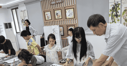 泰州姜堰溱潼镇暑假多元文化活动启幕 潼娃读写绘享欢乐时光