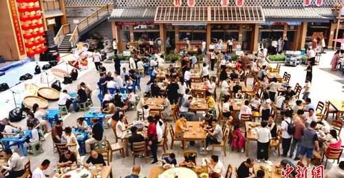 2026非遗面食大会孝义场 南北面点匠人同台竞技 市民游客可参与包子制作体验