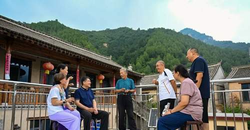 保定阜平骆驼湾夏日出游正酣 八成村民吃上旅游饭还办垂钓赛