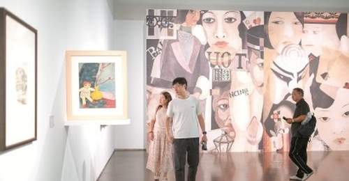 去中华艺术宫看双展 一日穿越两千载赏东方古韵与中法抽象艺术魅力