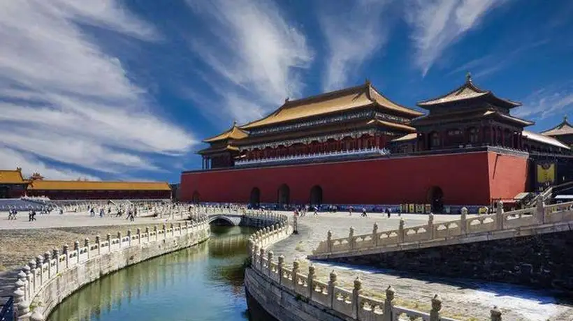 故宫没厕所,上万人的方便咋解决?