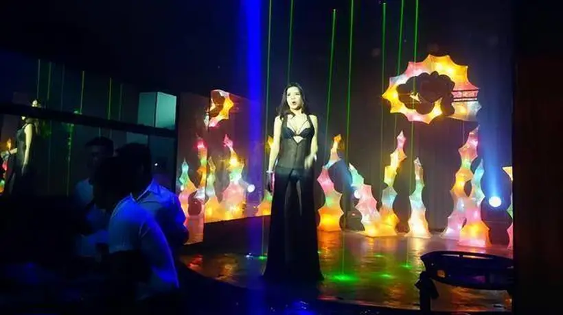 思想最开放的亚洲国家？男人不像男人，女人不像女人，旅游很发达