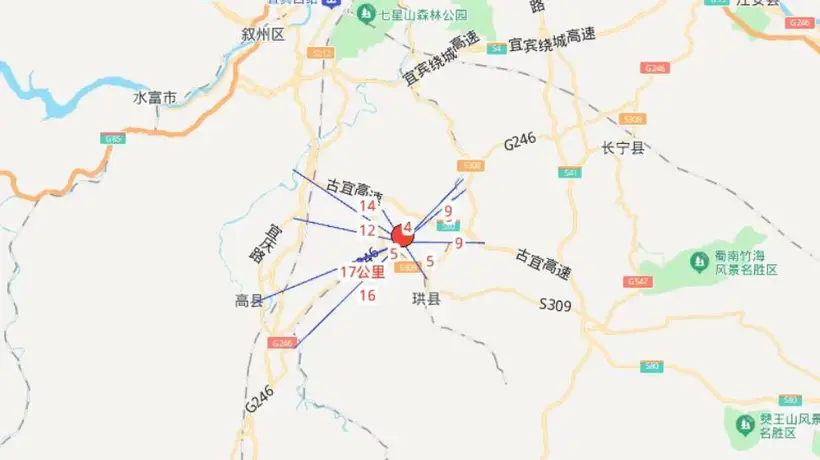 宜宾5.5级地震致13人轻微伤,危急时刻一育儿嫂将婴儿护在身下,家长十分感动