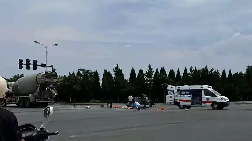 八旬菜农获博主帮助后遇车祸去世,博主自责,菜农孙子:以德报德,不能混淆是非