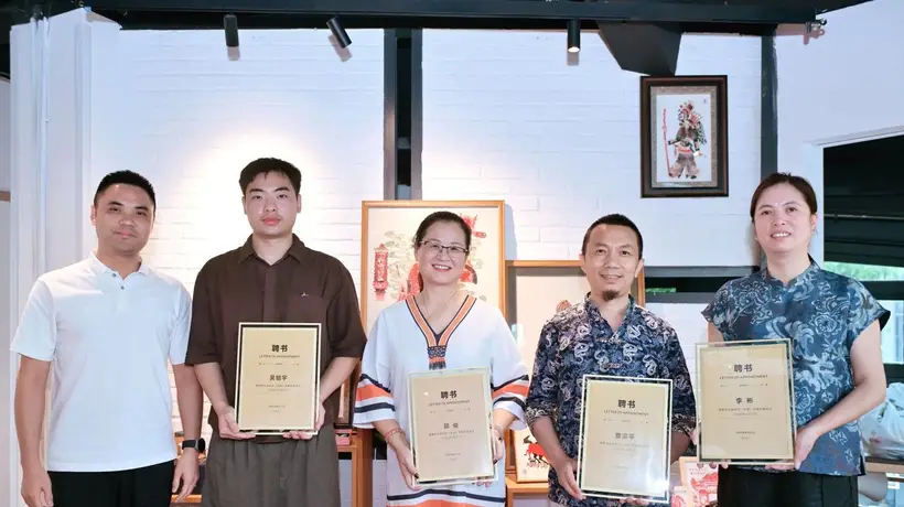 铁像寺水街邀约十余位非遗匠人驻场 常态化打造沉浸式非遗手作体验场景