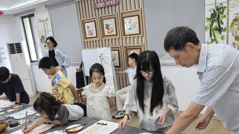 泰州姜堰溱潼镇暑假多元文化活动启幕 潼娃读写绘享欢乐时光