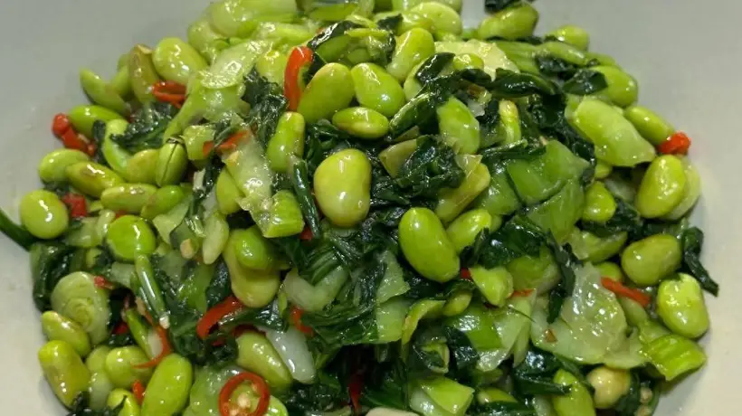 立秋食补要找对！毛豆钾含量远超土豆，这几道鲜菜不用肉也能补足力气，让腿脚更有劲，参与健康饮食新选择
