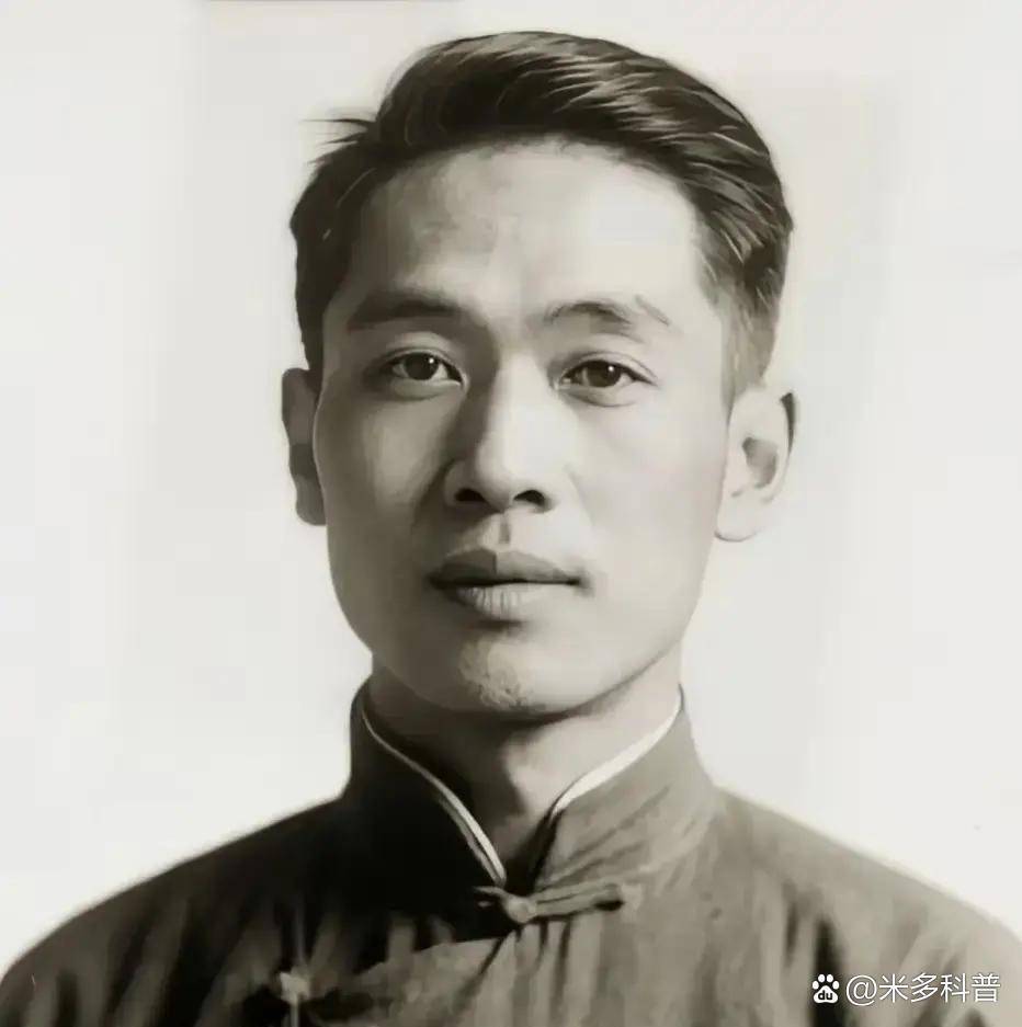 1930年，地下党员傅有智被捕，敌人把他带到了海滩，连开5枪，枪枪命中，谁知，等敌人走后，傅有智却被雨水打醒了！傅有智当时只有19岁，是厦门赤色总工会的执行委员。1930年那场狂风暴雨的海边夜，险些成为傅有智最后的归宿。这个厦门赤色总工会年仅19岁的执行委员，被捕之后，敌人不留情面，五...
