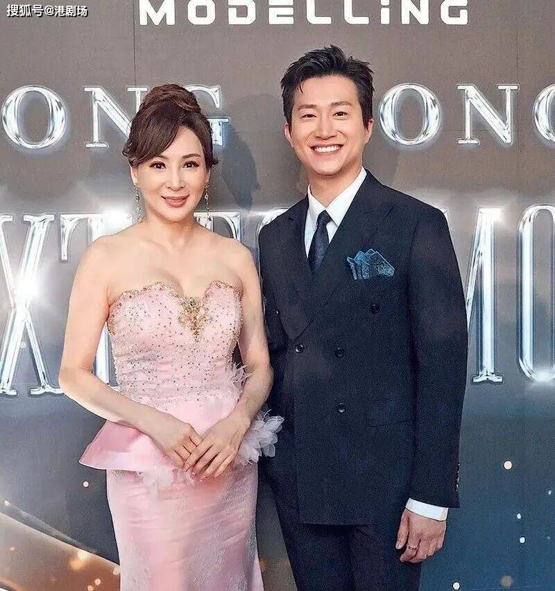 香港女星罗霖自爆与男友交往十几年，拒绝再结婚！视力仅剩七成