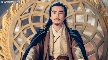 难怪张三丰认为杨逍大有来头，你看杨逍父亲、祖父、祖母都是谁？