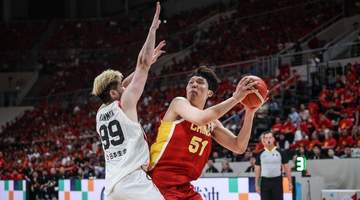 NBA首轮秀?!杨瀚森攻防两端迷失 近距离抛投三不沾