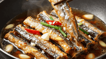 老广焖白鳝:去腥锁鲜,一锅出绝味