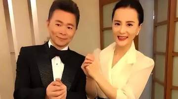 结缘十七年，当民歌大咖遇上古典钢琴家，那段从三次放鸽到零排场领证的温情往事，藏着多少观众未曾知晓的舞台与生活模样