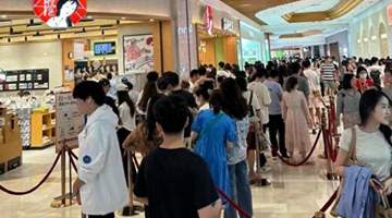 奶茶店的终点,真的是便利店吗?中国茶饮疯狂跨界,卷出新生存法