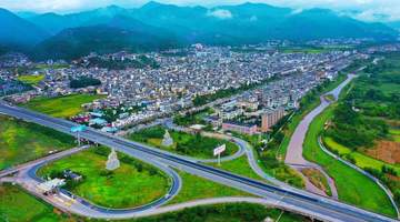 来大理永平逛古道名村 吃地道美食参与热闹文旅活动