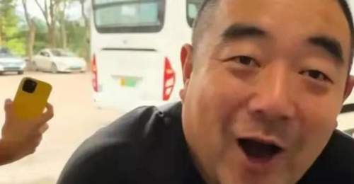 北京导游带外籍游客插队骂女子后续:拘留只是开始,还将面临重罚,社死已成定局