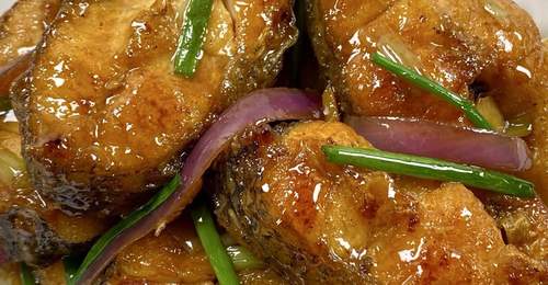 香煎鲈鱼:外皮焦脆里肉嫩,一口入魂的家常美味