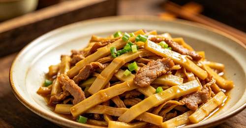 来家里炒出饭店级小炒肉!跟着这三个小技巧复刻地道家常风味