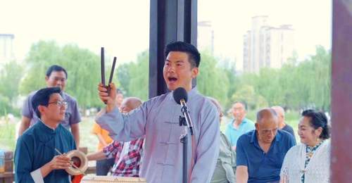 (寻味中华丨艺林)河南坠子:中原泥土里的烟火弦歌
