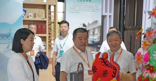 山西文旅集团携“三位一体”养老模式亮相2026山西银发经济博览会