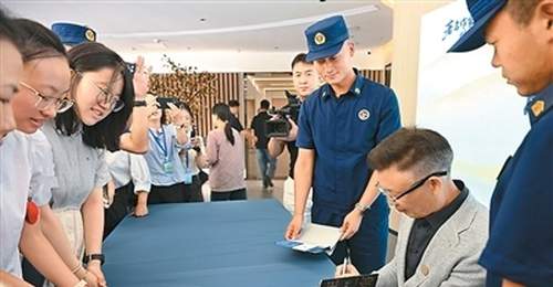 在赵树理故乡参与文学活动 多类人群共话文学与生活的真切联结