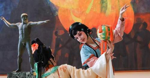 浙江京昆艺术中心青年演员携原创青春昆剧亮相联合国总部,带来多元戏曲表演与盛唐故事体验