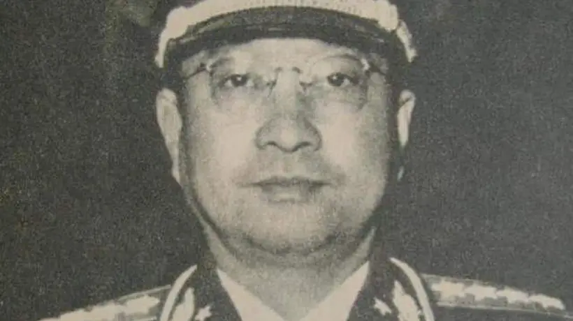 他不是开国元帅,为何被称为老总?曾指挥过3位开国大将