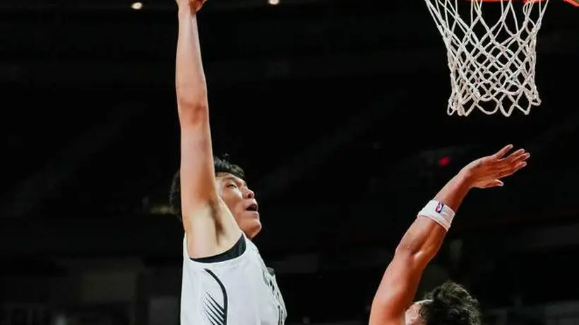 NBA夏季联赛-开拓者击败森林狼 杨瀚森隔扣对手