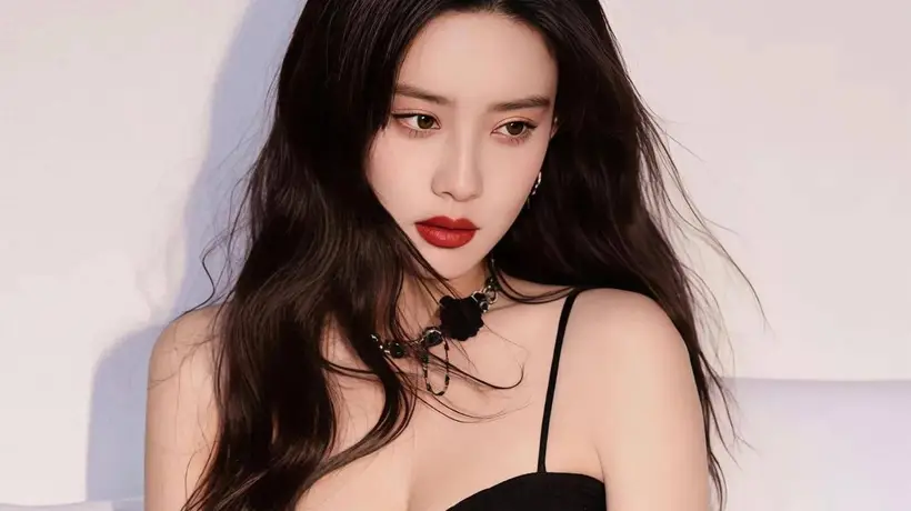原创被外媒称为标志美女的孟子义,30岁的她又蜕变,网友:比以前更美