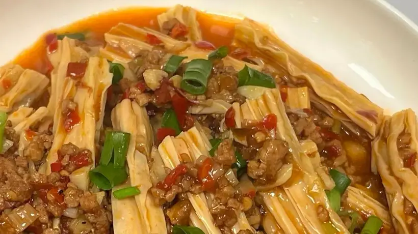 肉沫腐竹:吸汁爆香软糯三连暴击,连干三碗饭的下饭神器