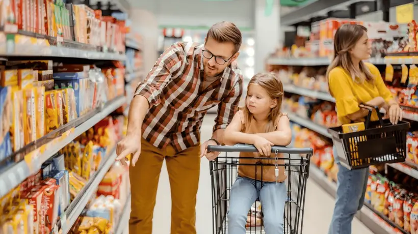 多元零食体验下的消费新趋势：品牌如何精准触达不同群体的零食选择？