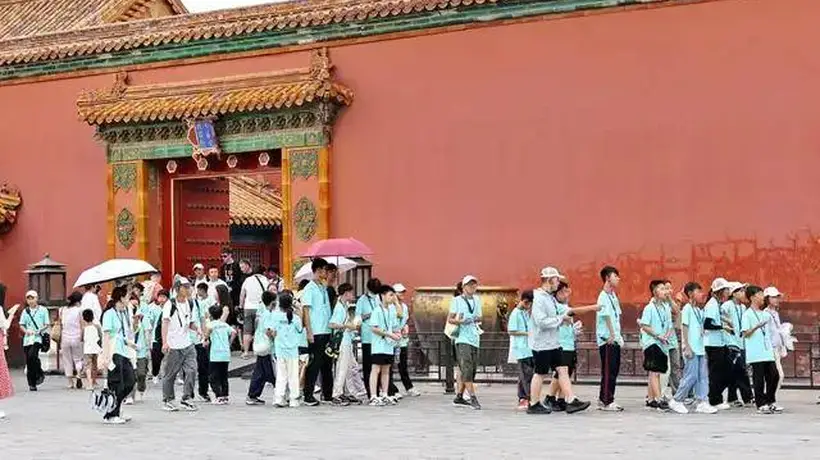 暑期出游热潮里 看旅行社的多元活动如何满足不同游客的参与需求