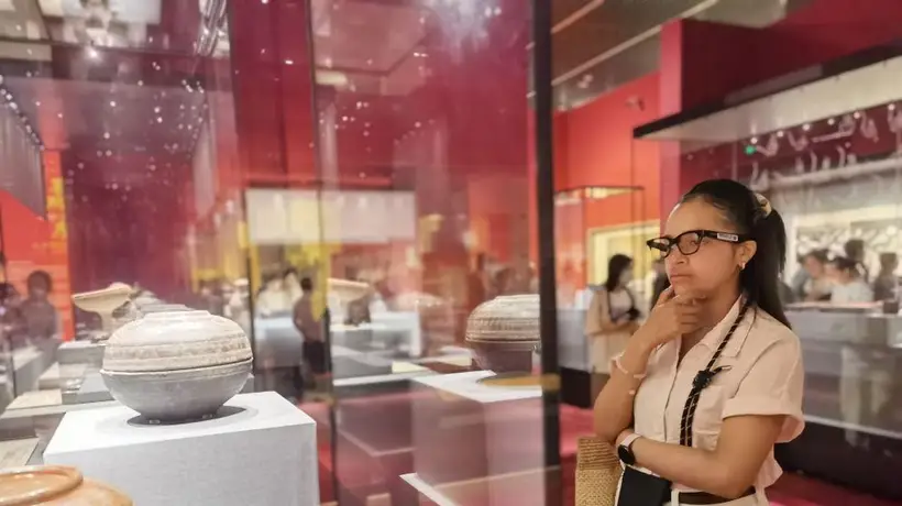 文博游添互动新玩法 海外游客玩转科技赋能的马王堆展览