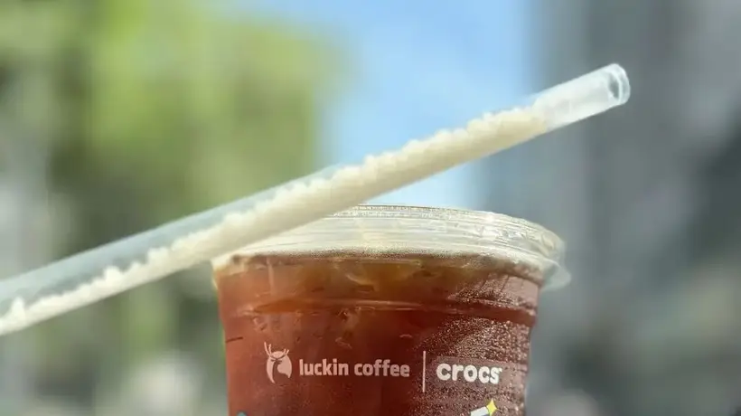 多家咖啡店售罄的这款益生菌吸管，成了不少人体验后称喝后通便的热议款，你敢信是错觉？