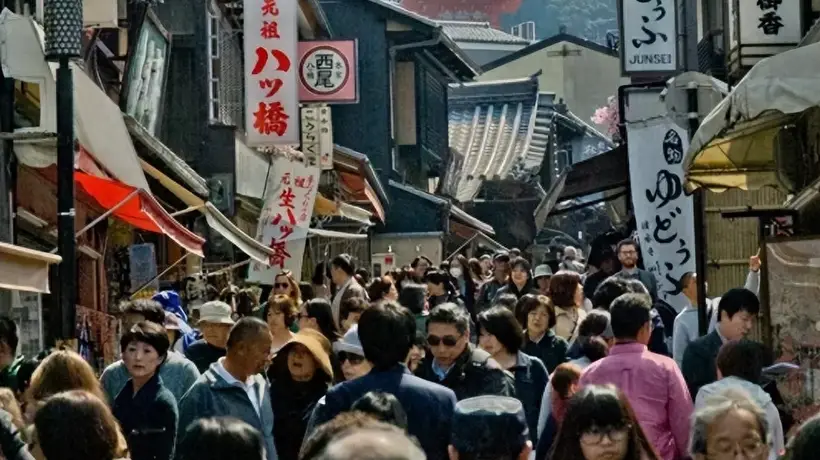 赴日黄金航班取消率近99% 重稀土断供卡日本制造业命门 高市早苗此时发声引参与热议