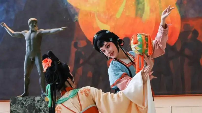 浙江京昆艺术中心青年演员携原创青春昆剧亮相联合国总部,带来多元戏曲表演与盛唐故事体验