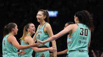 WNBA赛场再掀中国女篮高光时刻 韩旭生涯得分破五百登顶亚洲球员得分榜引球迷热议