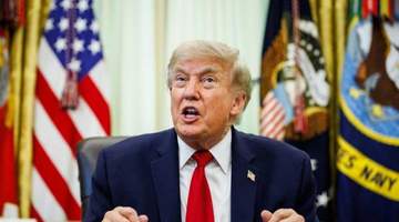 美国独立日当天,特朗普分别与普京、泽连斯基通电话