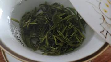夏饮雨花，金陵清欢