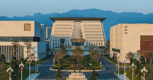 曹德旺投100亿“建大学”后,算起校区“盈亏账”?
