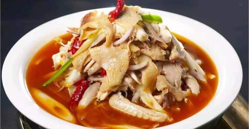 探秘新疆菜:传统与创新交织的美食盛宴