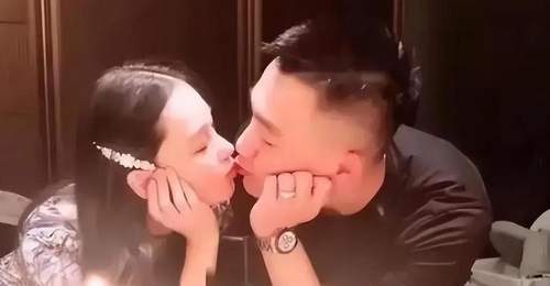 张馨予近照曝光,戳破了和何捷的"婚姻真相",原来章子怡真没说错