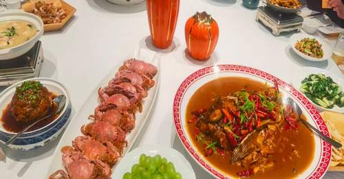 承德这家本土坛焖牛肉店 600座+39间包房适配多元聚餐 老饕追了20年的地道味