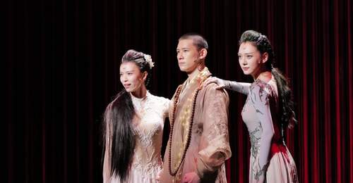新生代接棒经典,话剧《青蛇》13年后重回上海