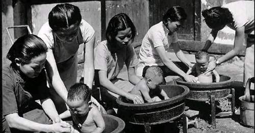 中国10亿人要搞计划生育,14亿人口却鼓励生三胎,这是为何?