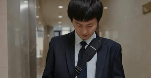保险卖不动了吗?为何“保险销售员”少了700万人?