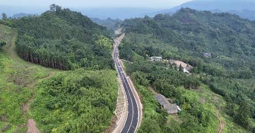 大峨眉国际旅游环线实现全线闭环 峨眉山、瓦屋山、周公山“三山”景区串珠成链