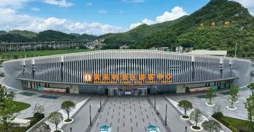 黄果树景区多维度提质升级服务系统